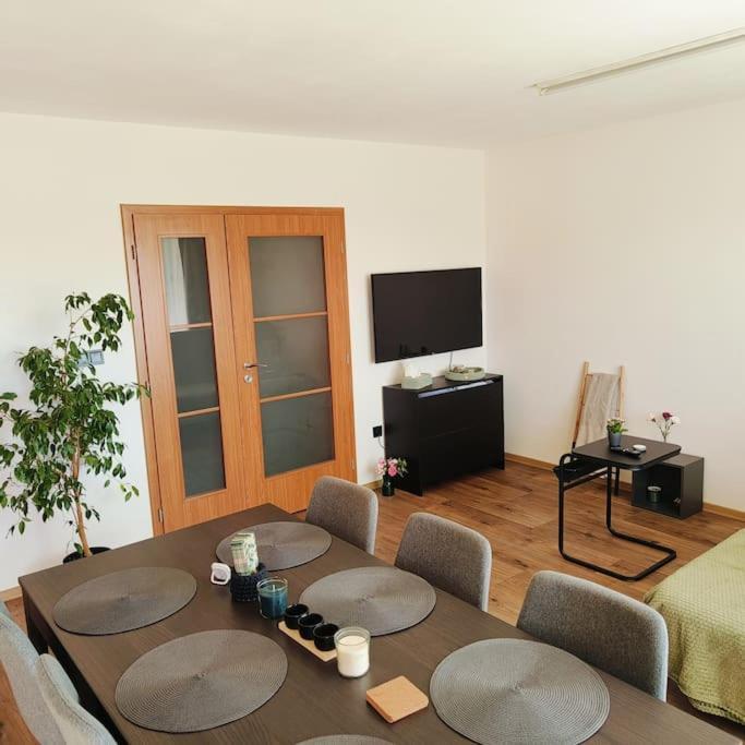 Apartment Cervena Cesta