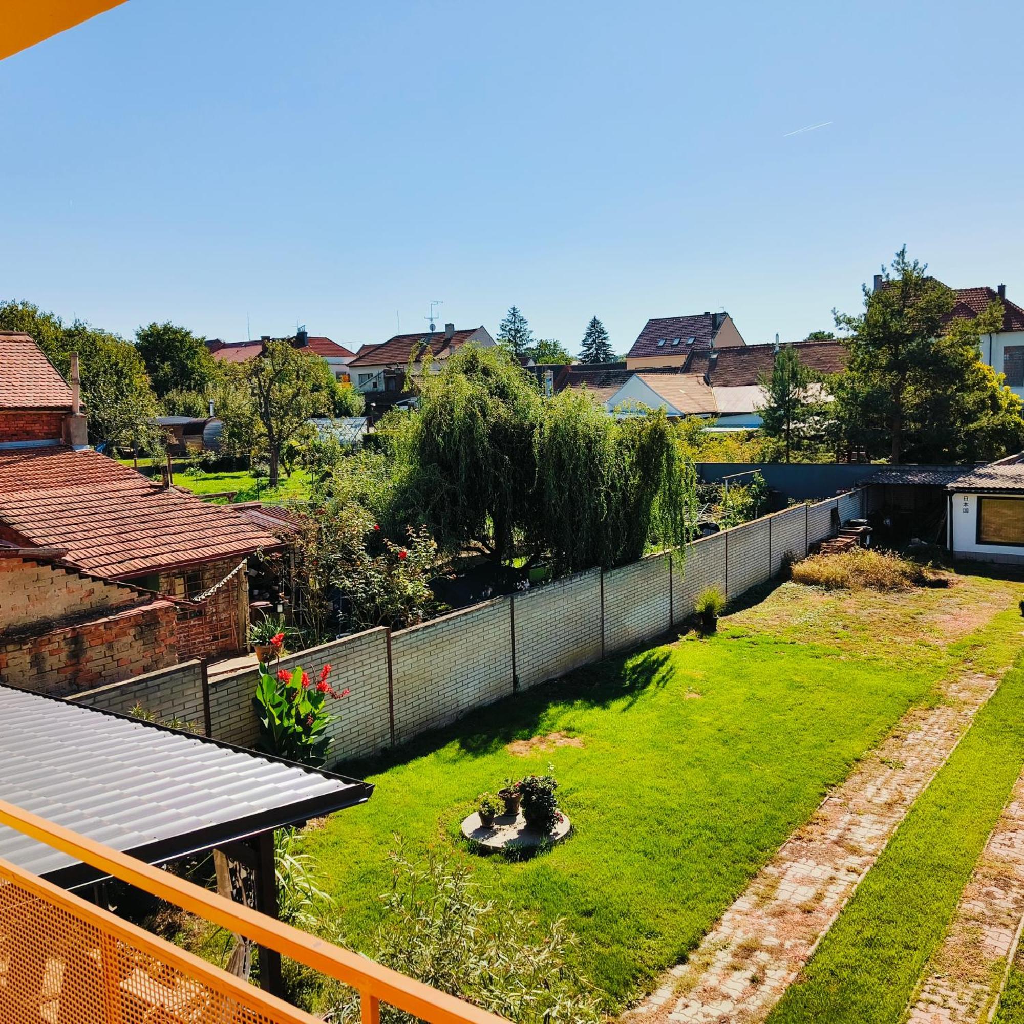 Cervena Cesta Apartment Kunovice